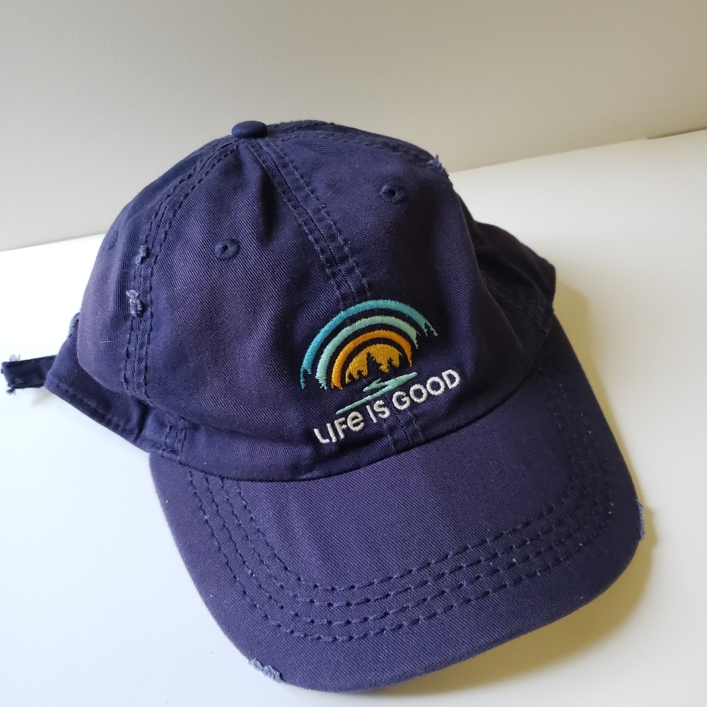 Life is Good hat